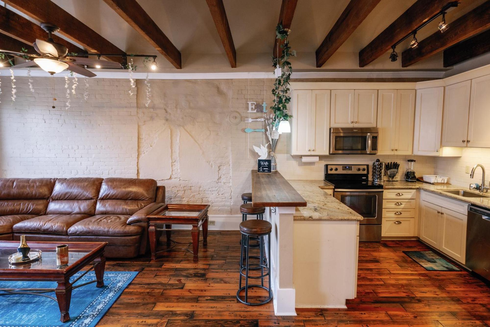 Decatur Sugar Mill Blues Apartment New Orleans Exterior photo